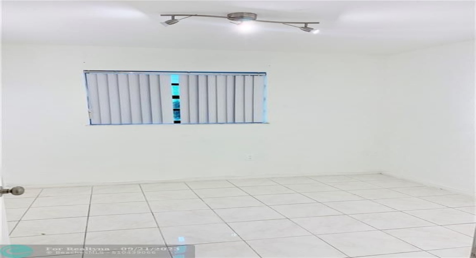 1st bedroom
