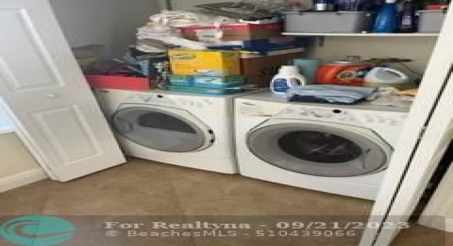 Washer/Dryer