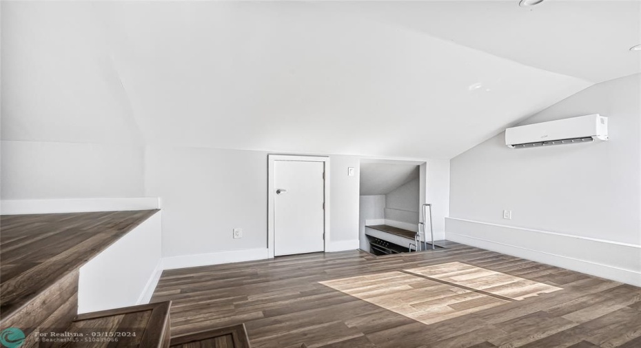 Unique Loft/Office