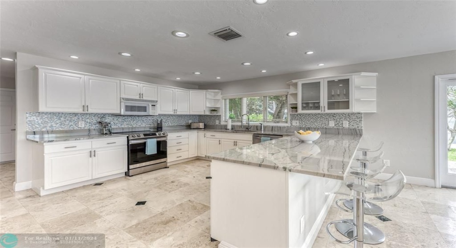 Open Kitchen with Keurig (Regular Drip & Pods)