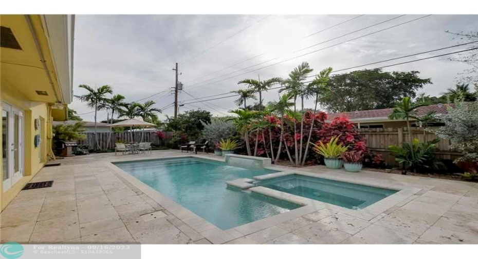 Pool.