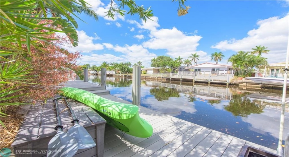 Trex Dock with Power and Water