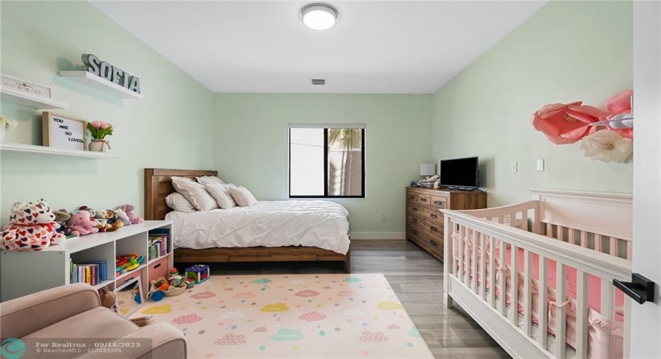 2nd Bedroom