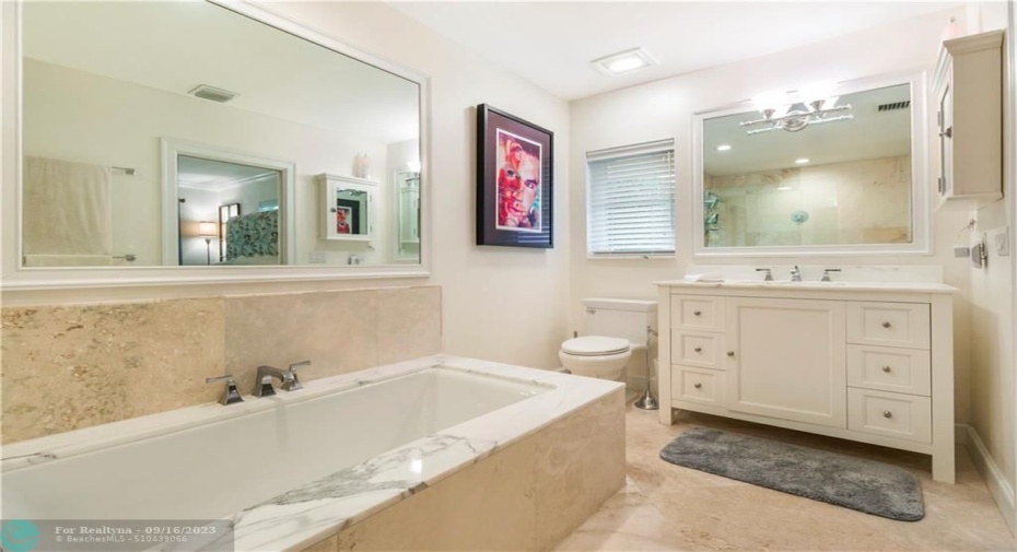 Master Bathroom (1)