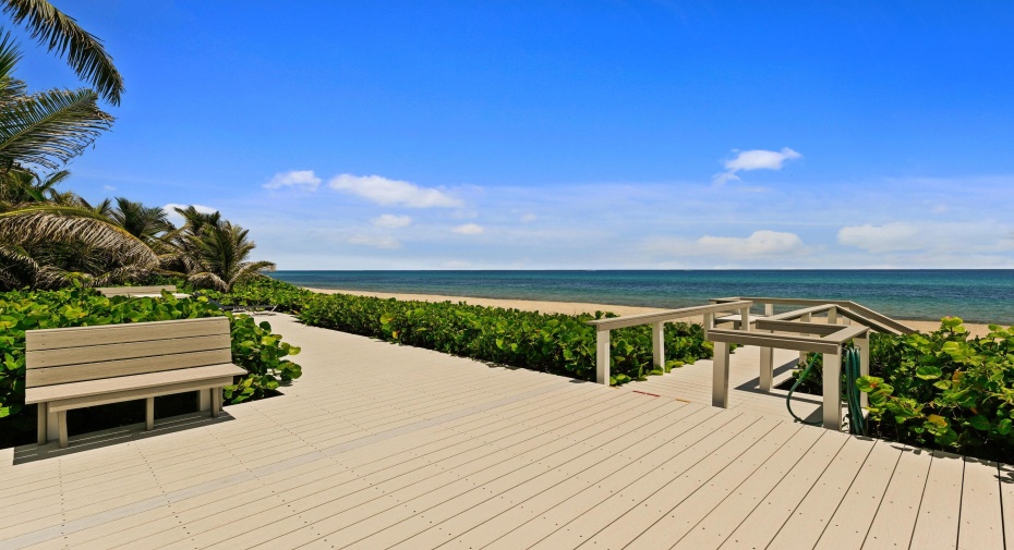 5500 Old Ocean Boulevard Unit 107, Ocean Ridge, Florida 33435, 2 Bedrooms Bedrooms, ,2 BathroomsBathrooms,Condominium,For Sale,Old Ocean,1,RX-10914430