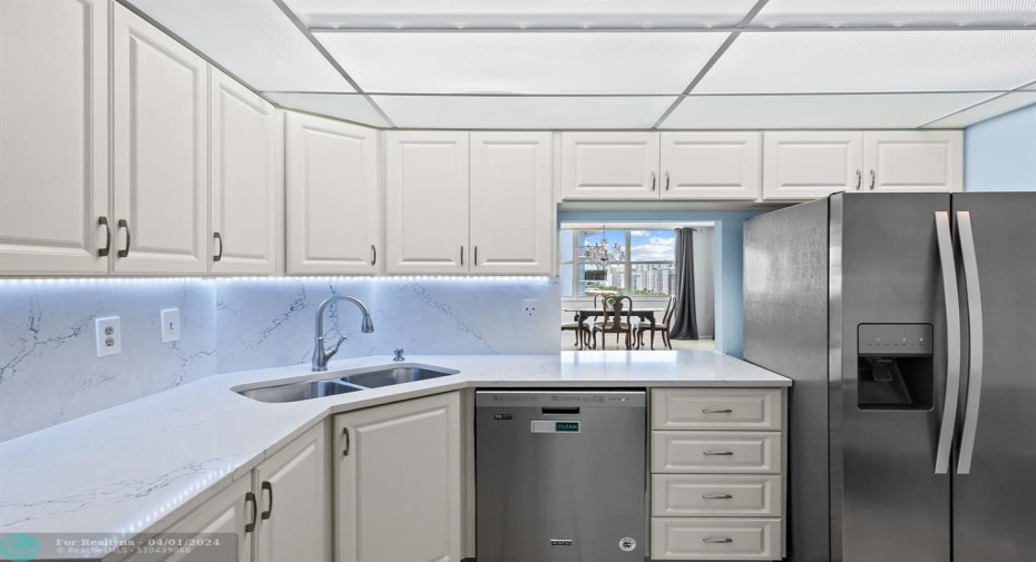 NEW COUNTERTOPS