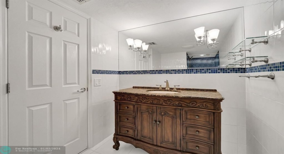 Guest Bathroom