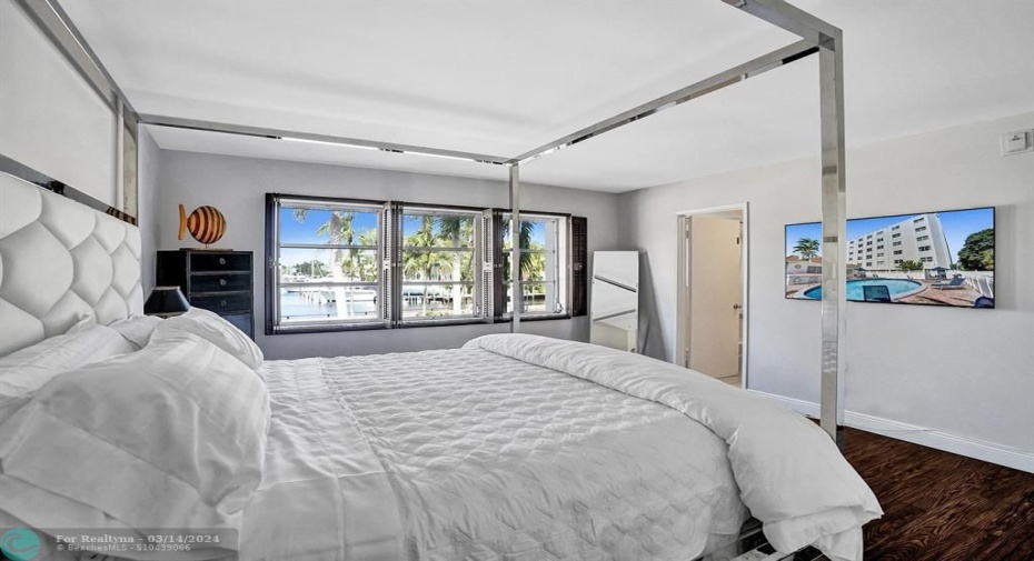 BEAUTIFUL LARGE BEDROOM WITH GREAT WATER VIEWS.