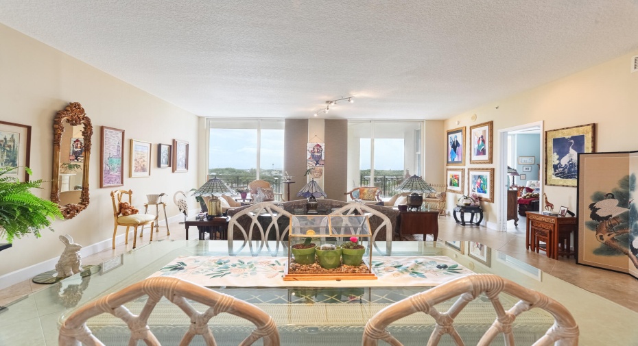 550 Okeechobee Boulevard Unit 623, West Palm Beach, Florida 33401, 2 Bedrooms Bedrooms, ,2 BathroomsBathrooms,Condominium,For Sale,Okeechobee,6,RX-10858220