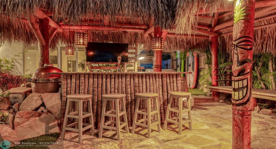 Tiki Bar