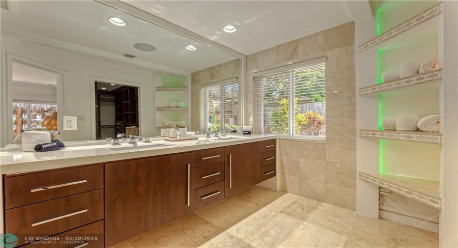 His and hers sink