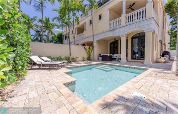 Private pool