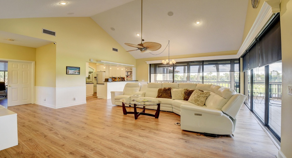 19391 Sabal Lake Drive, Boca Raton, Florida 33434, 2 Bedrooms Bedrooms, ,2 BathroomsBathrooms,Condominium,For Sale,Sabal Lake,2,RX-10919009
