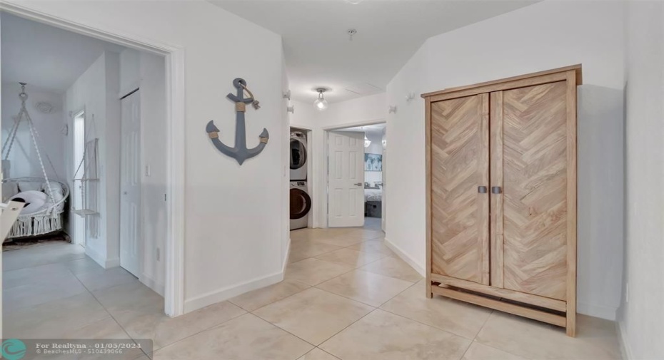 3rd floor landing/hallway