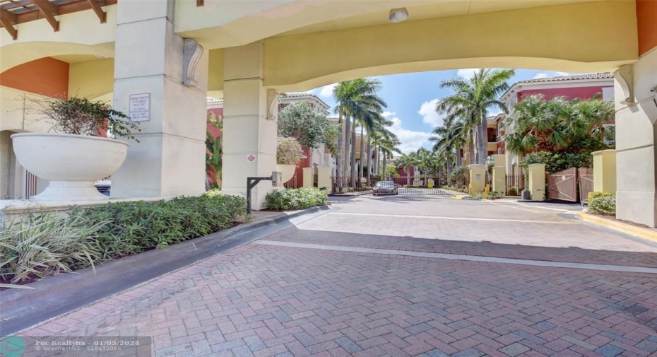 Luxurious gated entrance