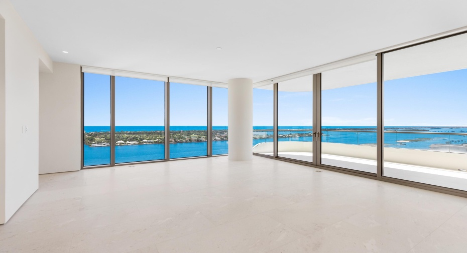 200 Arkona Court Unit 2203, West Palm Beach, Florida 33401, 2 Bedrooms Bedrooms, ,2 BathroomsBathrooms,Condominium,For Sale,Arkona,22,RX-10922253