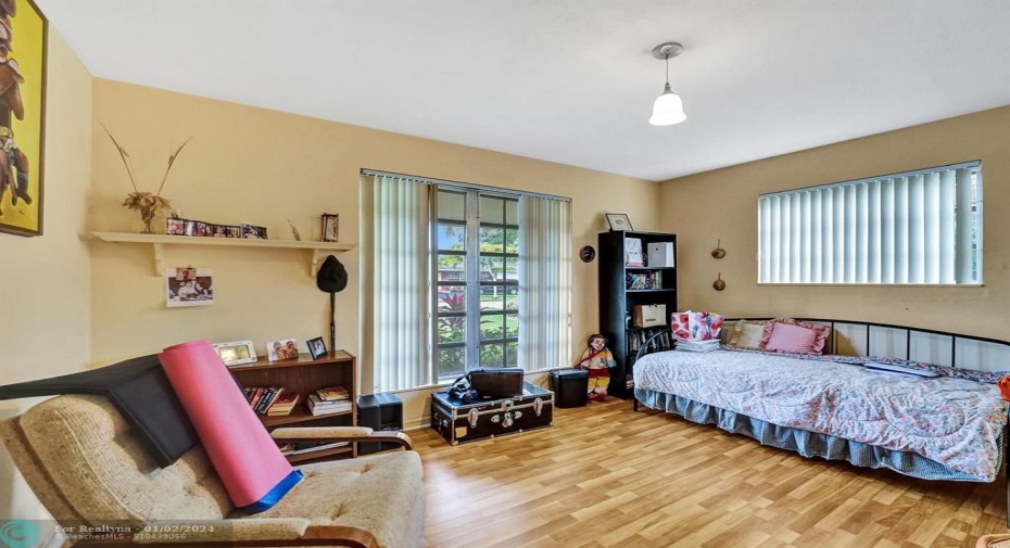 2nd Bedroom