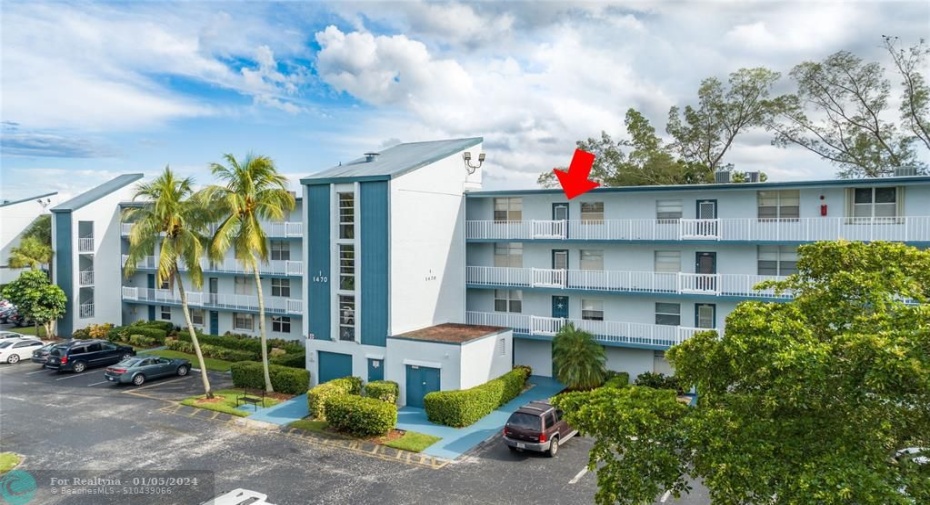 TOP FLOOR ELEVATOR BUILDING