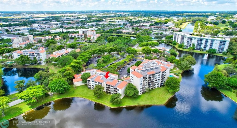 AMAZING AMENITIES & COMMUNITY - Amenities Include - Sauna, HUGE Gym, Game Room (Billiards, Ping Pong, Foosball, Darts & MORE!), 2 Pools, Clubhouse with Kitchen & Meetings Rooms, HUGE Library, HUGE Laundry, Tennis, Pickle-ball & Racquetball/Handball Courts, Playground, Car-wash Area, Bicycle Storage, Community Laundry on your floor (use provided Laundry Card, No Quarters), Trash Chute on your floor & MORE!
