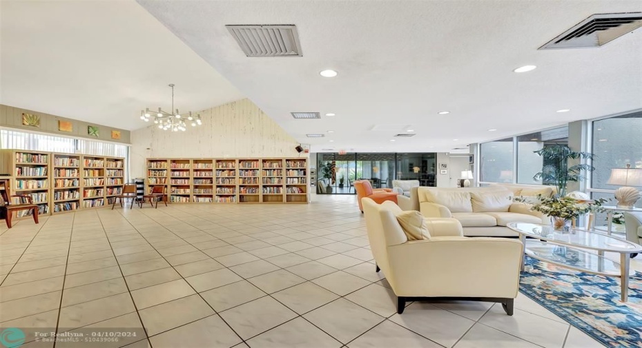 HUGE Community Library is adjacent to the Lounge and Pool Area. Check out the next photo to see how HUGE the Library is! WOW!