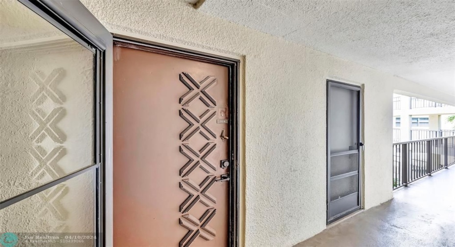 WELCOME HOME!!!   TO YOUR FUTURE CONDO YOU WILL BE EXCITED TO CALL HOME! 2 Entrances, Main Entrance into unit Hallway as well as a separate Kitchen Entrance. WELCOME HOME!