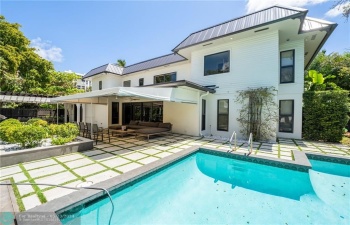 https://matrix.southfloridamls.com/Matrix/MediaManager/ShowImage.aspx?tbl=9&mtid=1&tmui=555786042&mf=PU9484700&w=128&h=96&q=99&md=0001-01-01%2000:00:00.000
