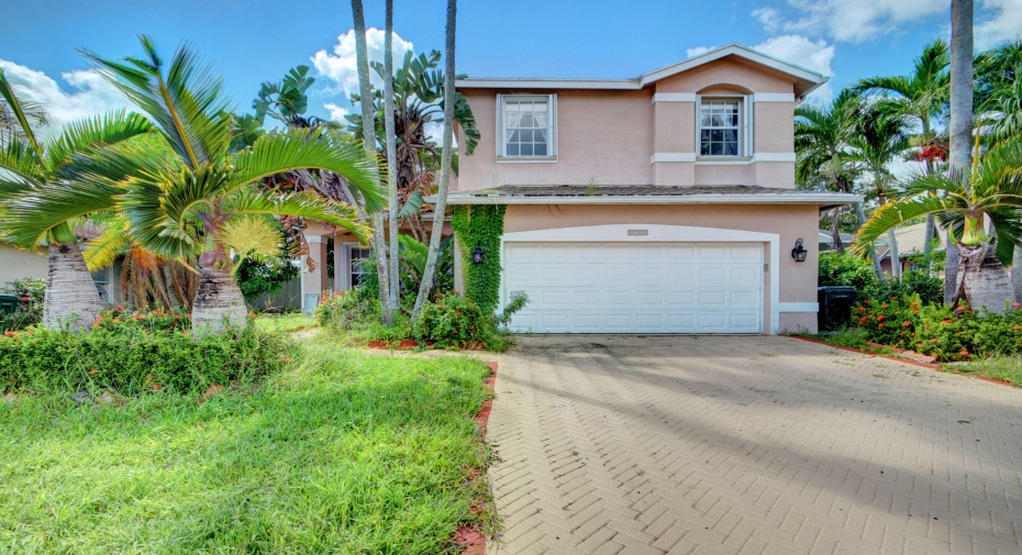 1722 Sawgrass Circle, Greenacres, Florida 33413, 4 Bedrooms Bedrooms, ,2 BathroomsBathrooms,Single Family,For Sale,Sawgrass,RX-10925161