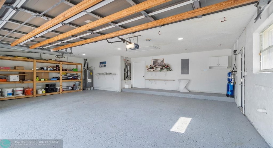 3 car garage