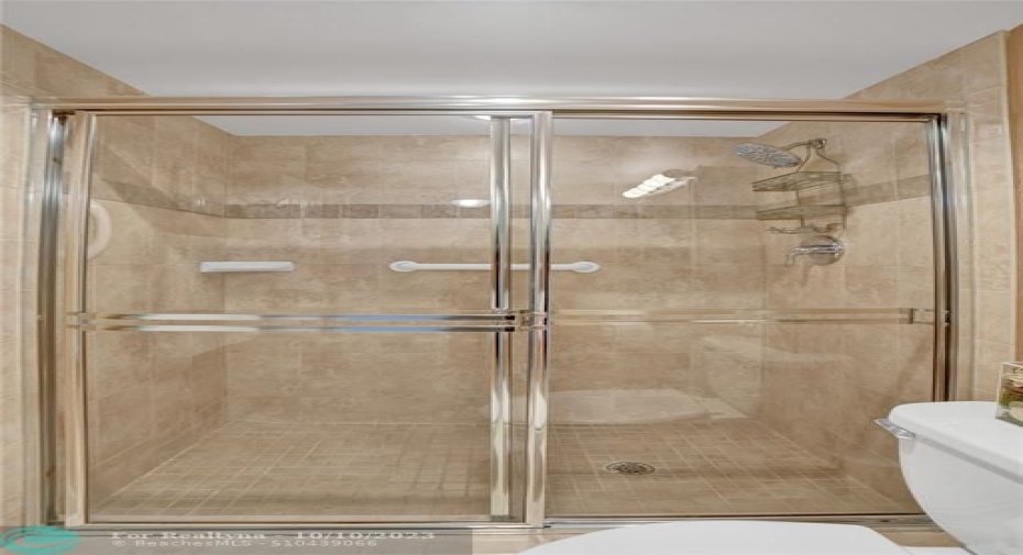 Gorgeous step in shower
