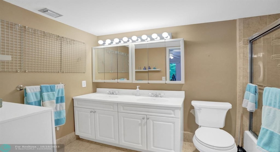 Double vanity Master Bath Extra cabinet 4 storage