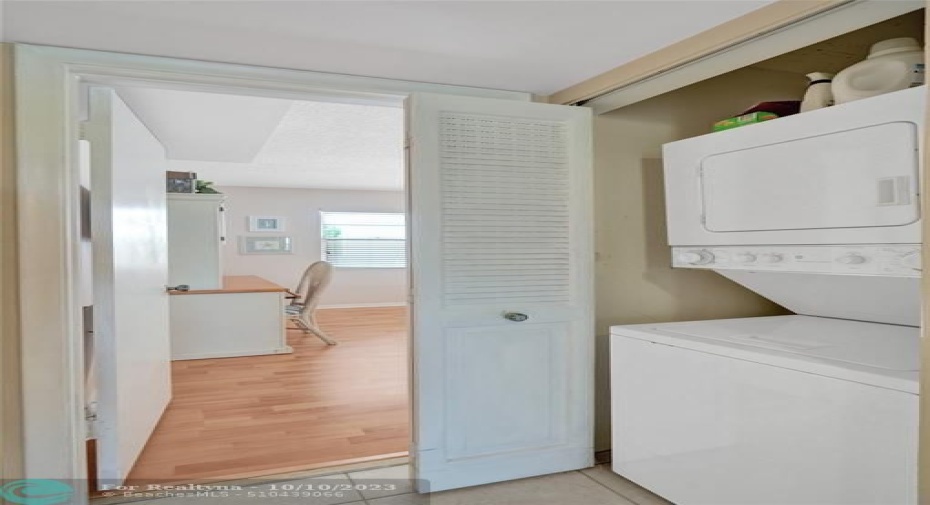 Stackable Wash Dryer in Home