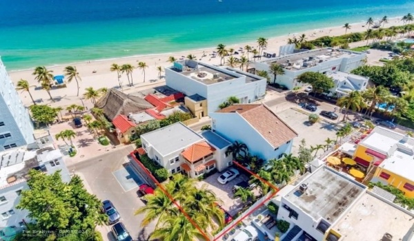 Steps from the beach!