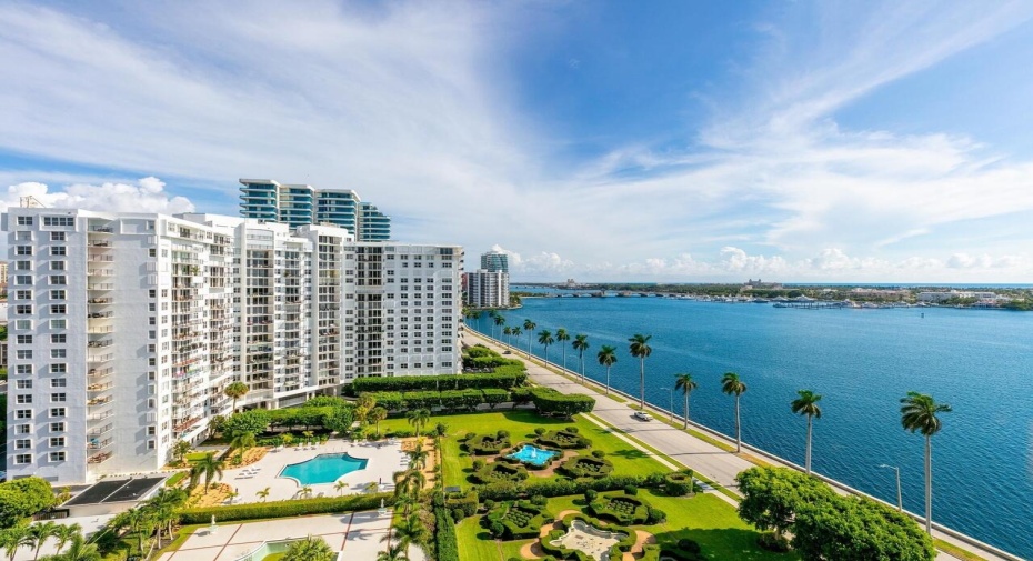 1801 S Flagler Drive Unit 104, West Palm Beach, Florida 33401, 2 Bedrooms Bedrooms, ,2 BathroomsBathrooms,Condominium,For Sale,Flagler,1,RX-10927976