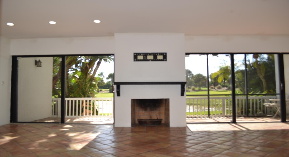 1906 Presidential Way Unit 1-C, West Palm Beach, Florida 33401, 2 Bedrooms Bedrooms, ,2 BathroomsBathrooms,Condominium,For Sale,Presidential,1,RX-10838959