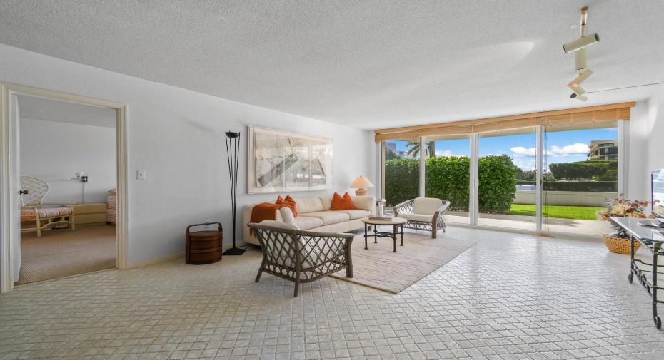 2773 S Ocean Boulevard Unit 116, Palm Beach, Florida 33480, 2 Bedrooms Bedrooms, ,2 BathroomsBathrooms,Condominium,For Sale,Ocean,1,RX-10928242