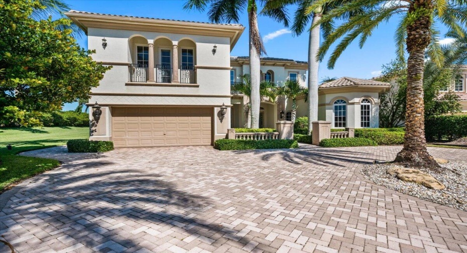137 Via Mariposa, Palm Beach Gardens, Florida 33418, 5 Bedrooms Bedrooms, ,5 BathroomsBathrooms,Single Family,For Sale,Via Mariposa,RX-10929065