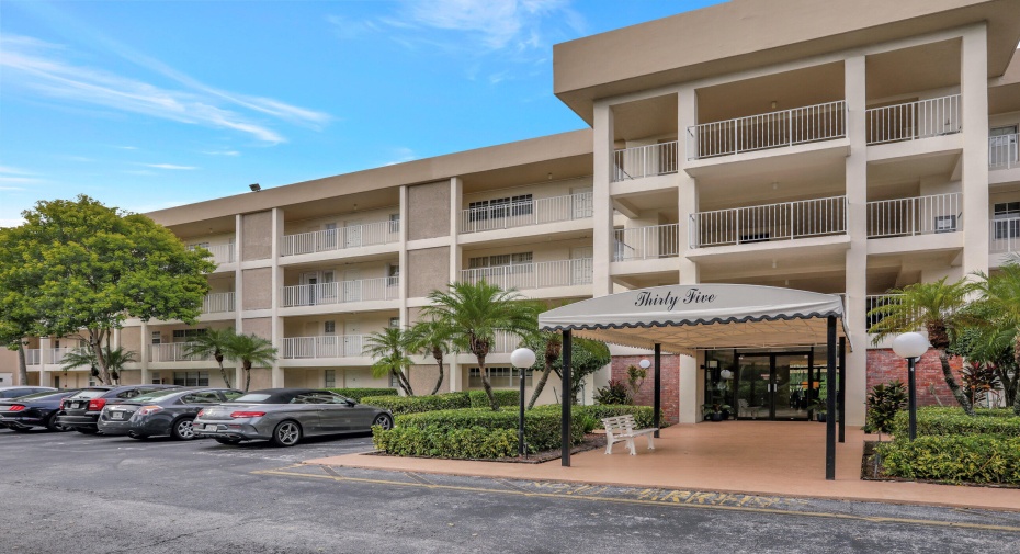3151 S Palm Aire Drive Unit 410, Pompano Beach, Florida 33069, 3 Bedrooms Bedrooms, ,2 BathroomsBathrooms,Condominium,For Sale,Palm Aire,4,RX-10929191