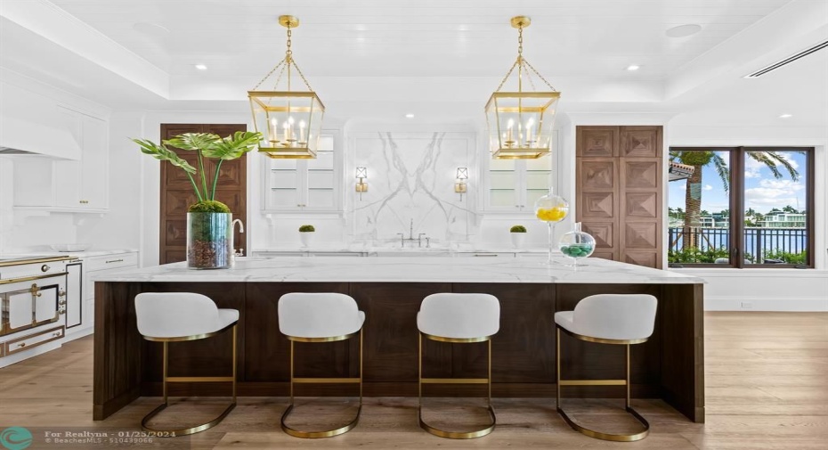 Kitchen Island with seating