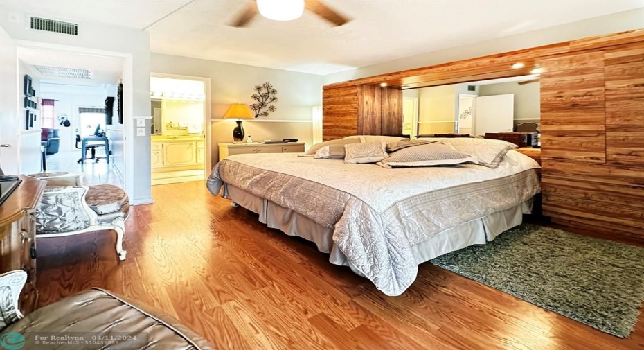 Laminate Floors
