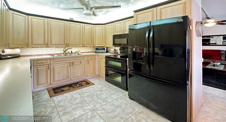 Beautifully Updated Kitchen