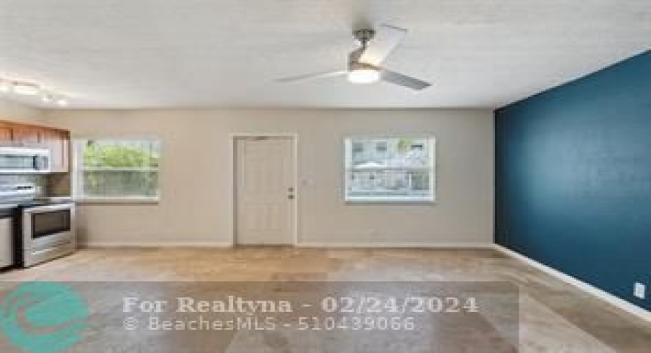 Spacious living and dining area