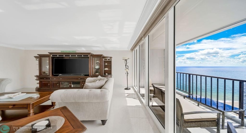Living Room/Balcony w/ Ocean View