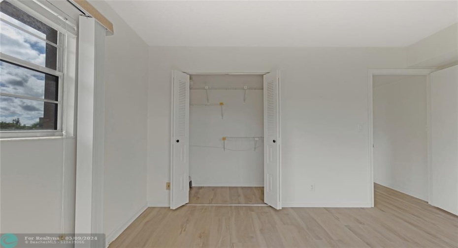 Guest bedroom