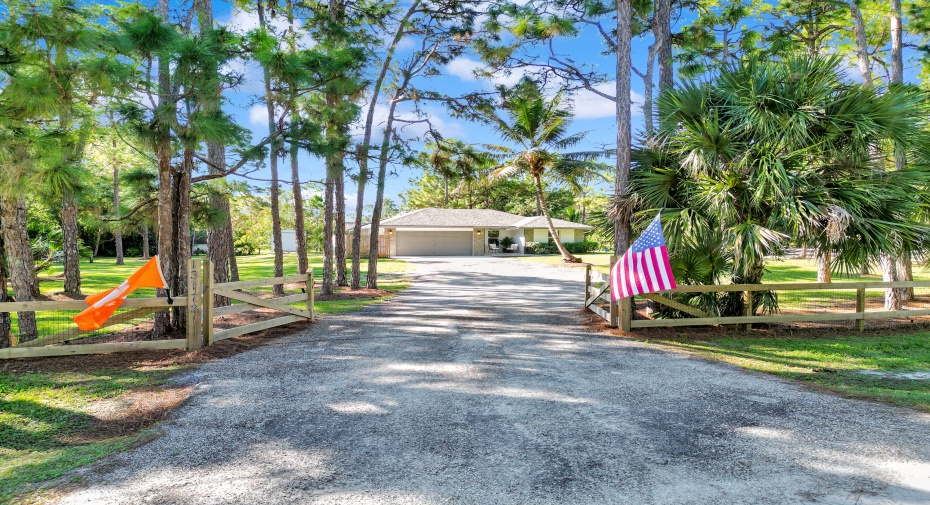 13172 83rd Lane, West Palm Beach, Florida 33412, 3 Bedrooms Bedrooms, ,2 BathroomsBathrooms,Single Family,For Sale,83rd,RX-10929066