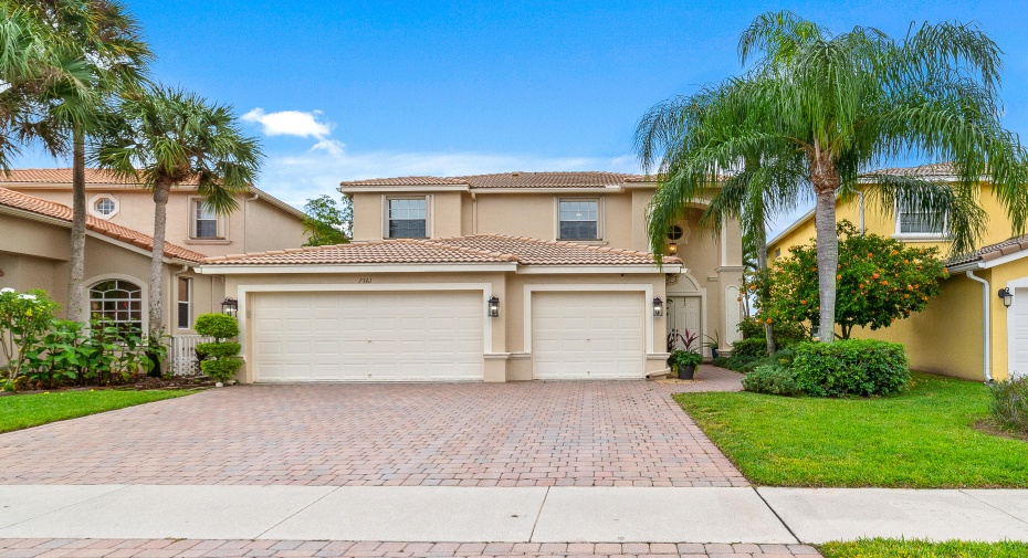 7361 Via Leonardo, Lake Worth, Florida 33467, 5 Bedrooms Bedrooms, ,4 BathroomsBathrooms,Single Family,For Sale,Via Leonardo,RX-10936211