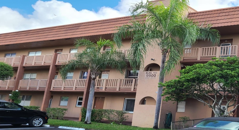 9900 Sunrise Lakes Boulevard Unit 208, Sunrise, Florida 33322, 1 Bedroom Bedrooms, ,1 BathroomBathrooms,Condominium,For Sale,Sunrise Lakes,2,RX-10937255