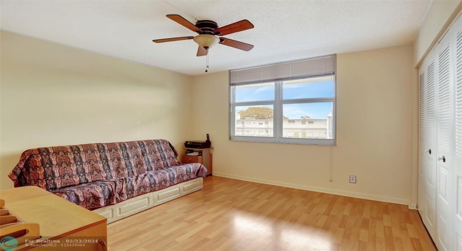 IMPACT WINDOW GUEST BEDROOM