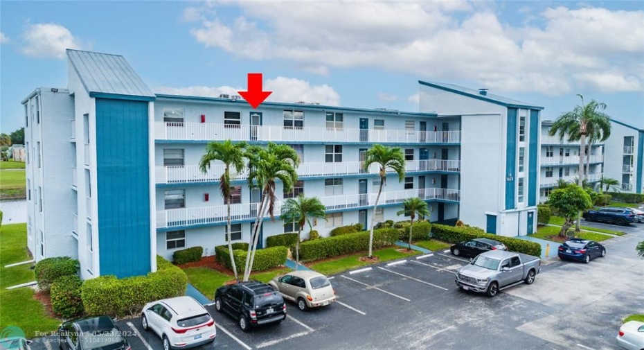 TOP FLOOR ELEVATOR BUILDING