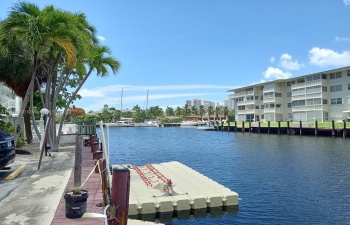 Dock