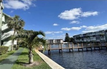 Dock